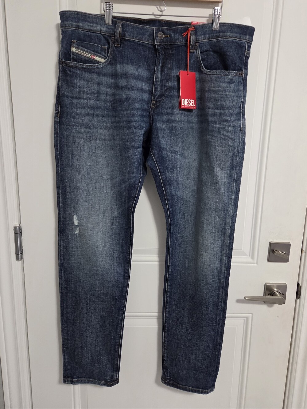 NWT - Diesel Men's 2019 D-Strukt Slim Fit Jeans - W38 L32
